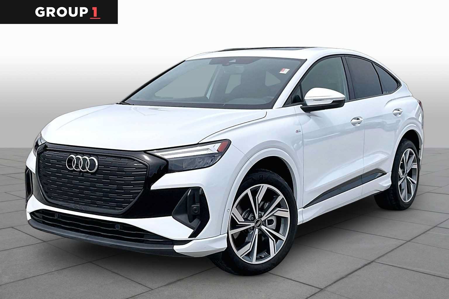 Used 2024 Audi Q4 e-tron Premium Plus AWD/4WD video 1