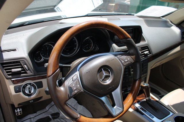 Used 2013 Mercedes-Benz E 550 Cabriolet image 19