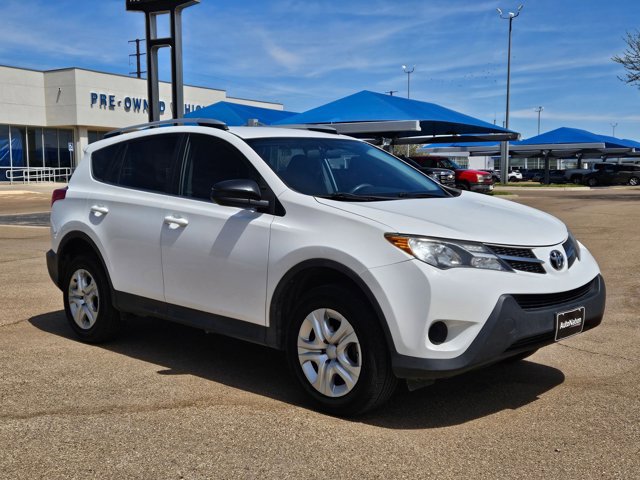 Used 2014 Toyota RAV4 LE image 3