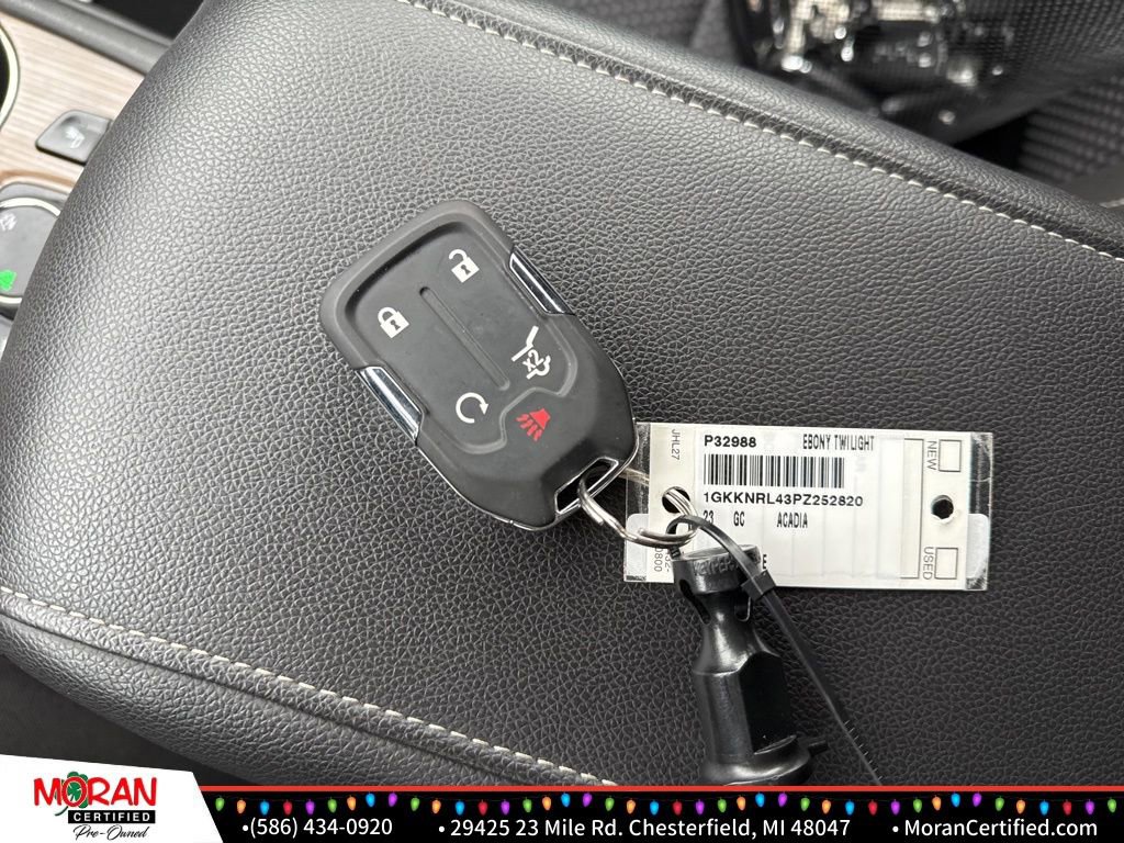 Used 2023 GMC Acadia SLE w/ Driver Convenience Package image 29