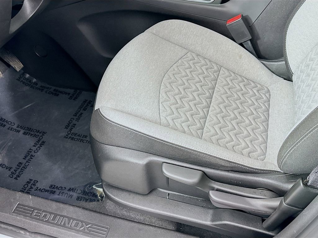 Used 2023 Chevrolet Equinox LS w/ Sport Edition image 27