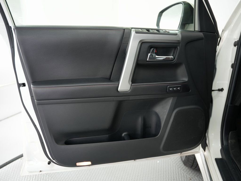 Used 2018 Toyota 4Runner Limited image 47