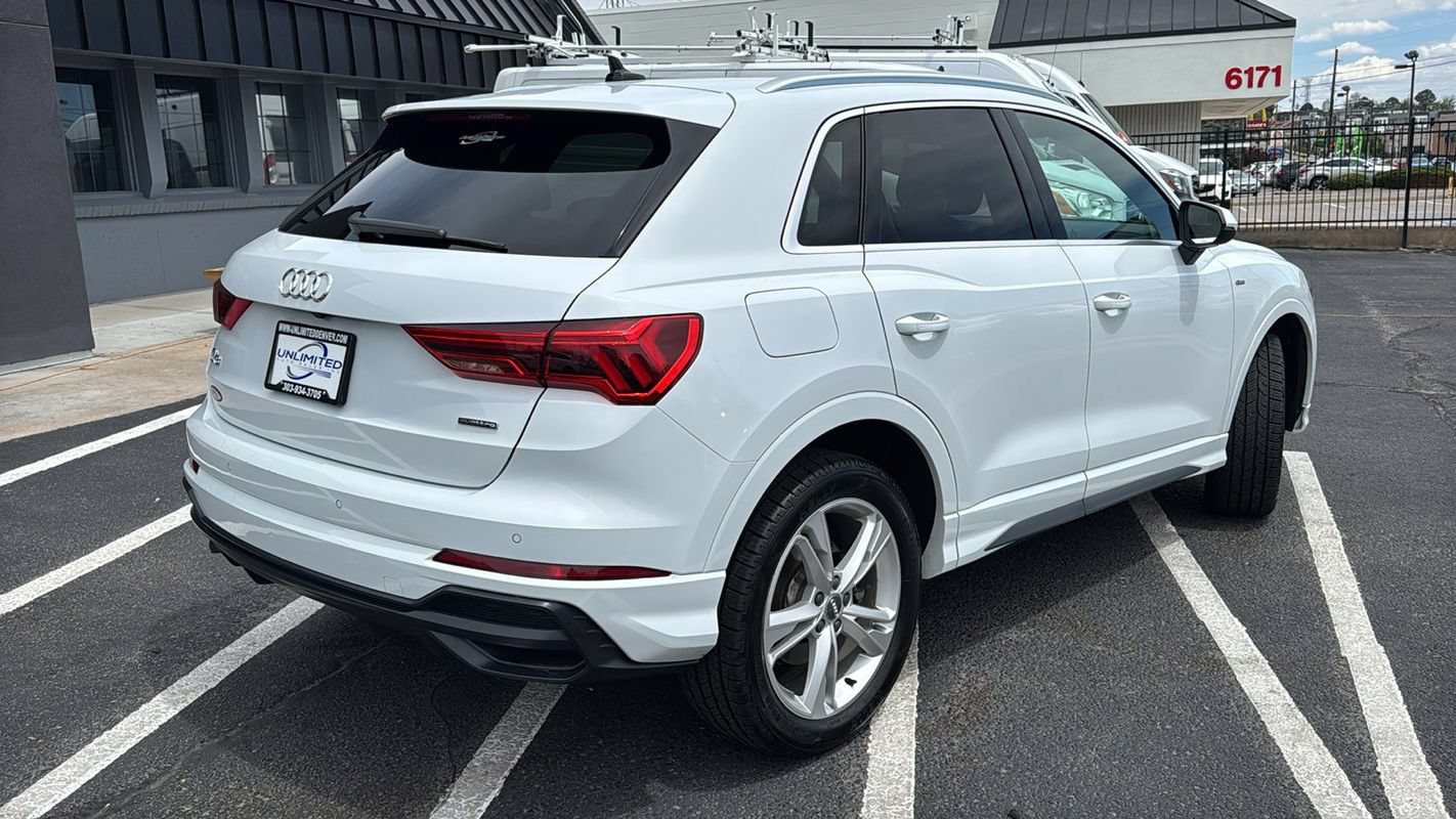 Used 2020 Audi Q3 2.0T Premium Plus w/ Premium Plus Package AWD/4WD image 3