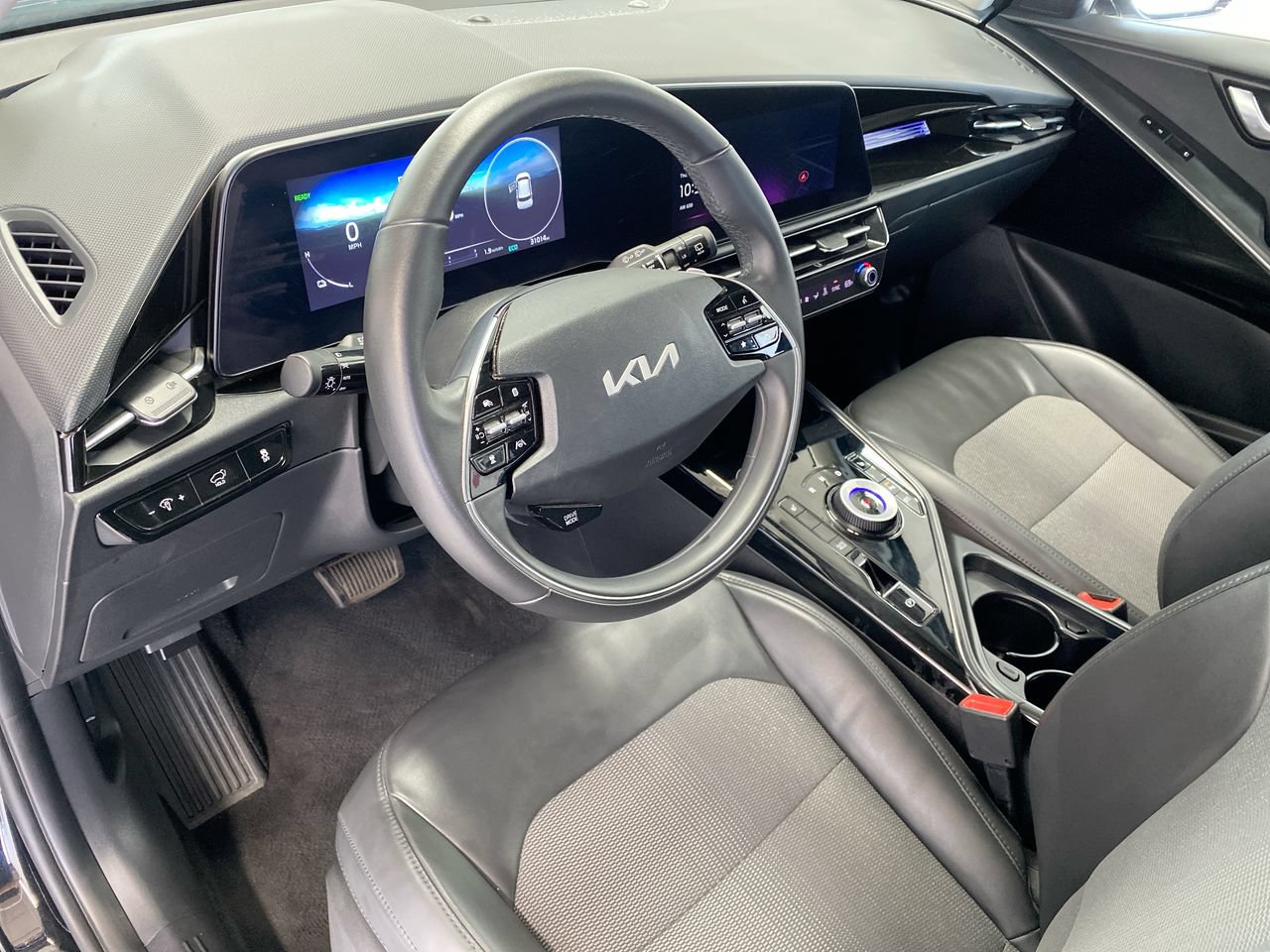 Certified 2023 Kia Niro Wind FWD image 20