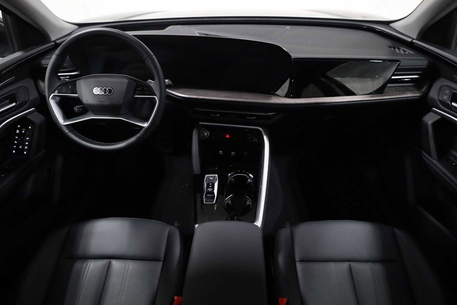 Certified 2025 Audi Q5 Premium Plus w/ Premium Plus image 23