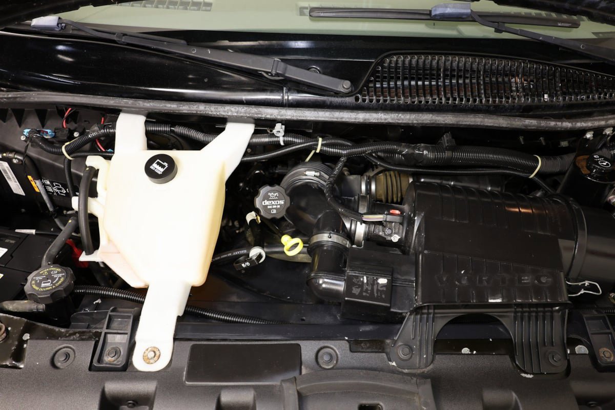 Used 2016 GMC Savana 2500 RWD image 36