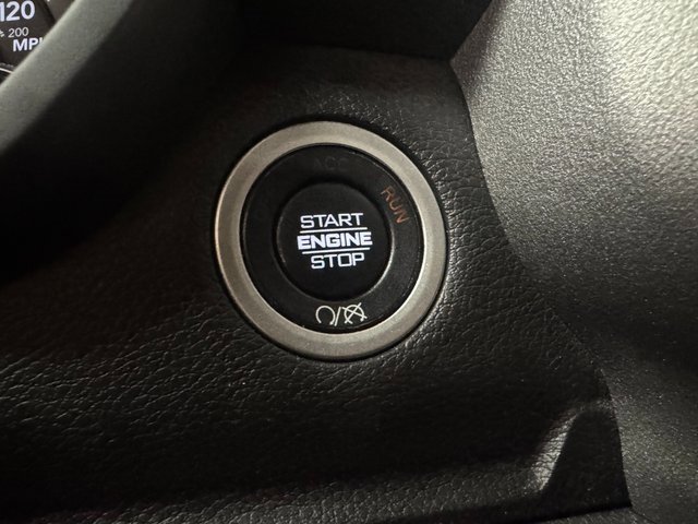 Used 2022 RAM 2500 Tradesman image 11