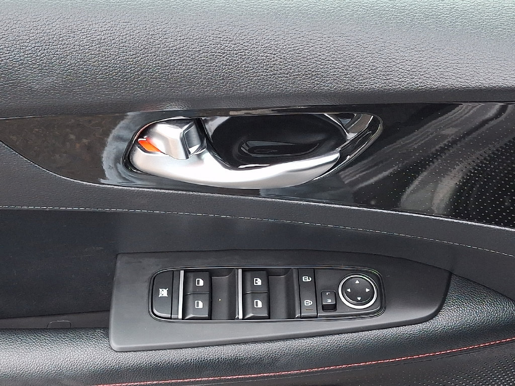 Certified 2023 Kia Forte GT FWD image 14