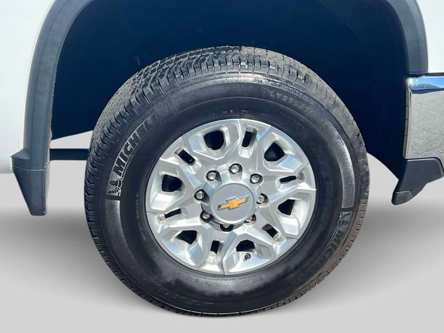 Used 2024 Chevrolet Silverado 2500 LT w/ Convenience Package image 14