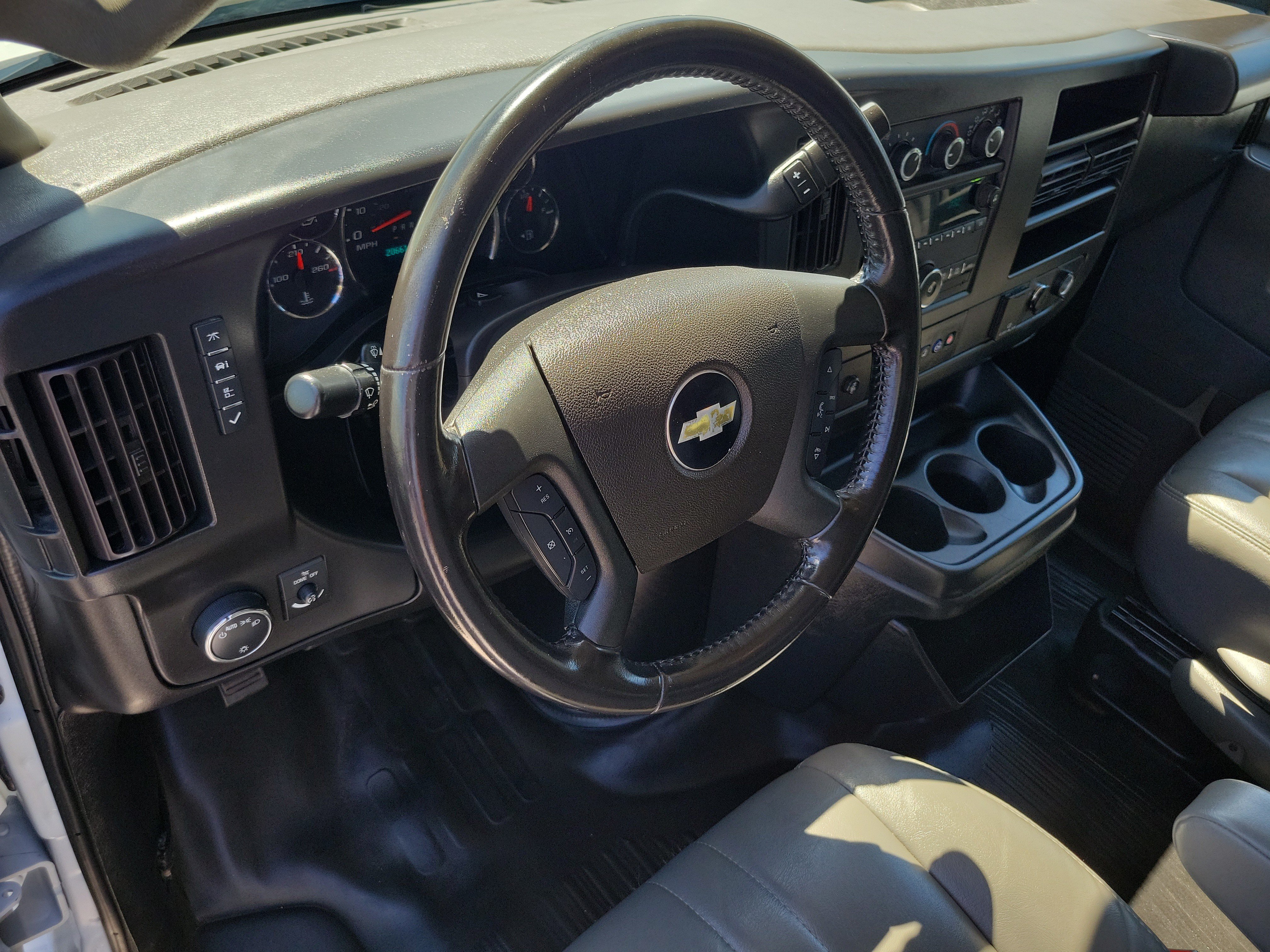 Used 2023 Chevrolet Express 3500 LS RWD image 15
