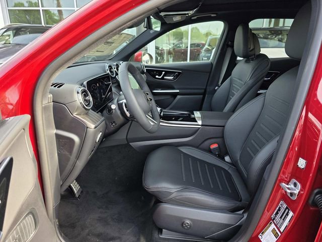 Used 2025 Mercedes-Benz GLC 300 image 6