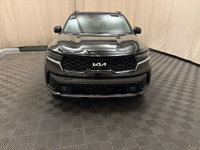 Certified 2023 Kia Sorento SX AWD/4WD image 2