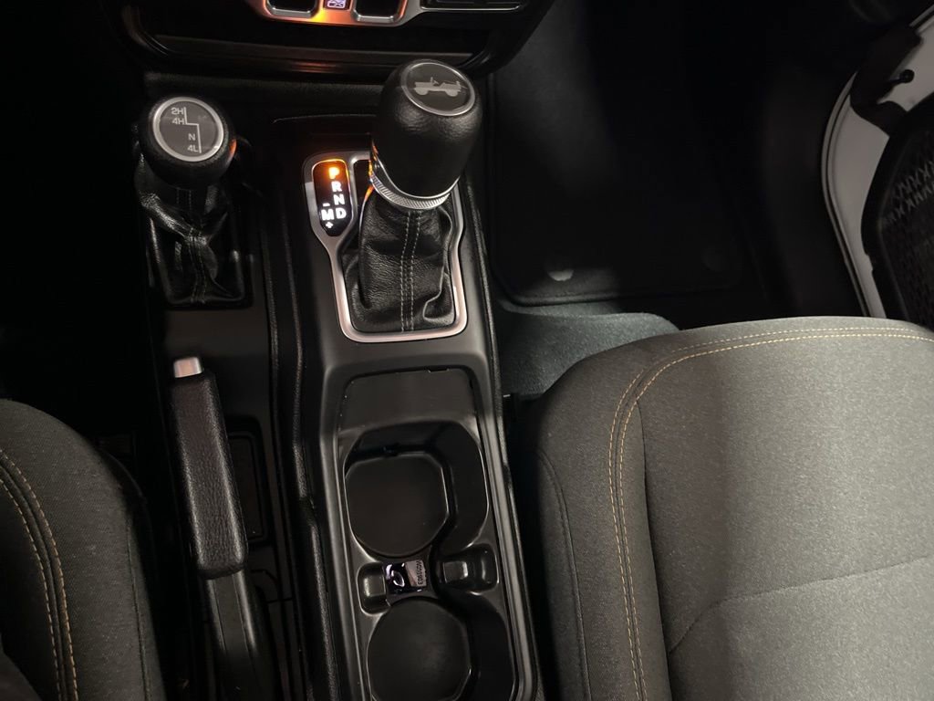 Used 2024 Jeep Wrangler Unlimited Sport AWD/4WD image 17