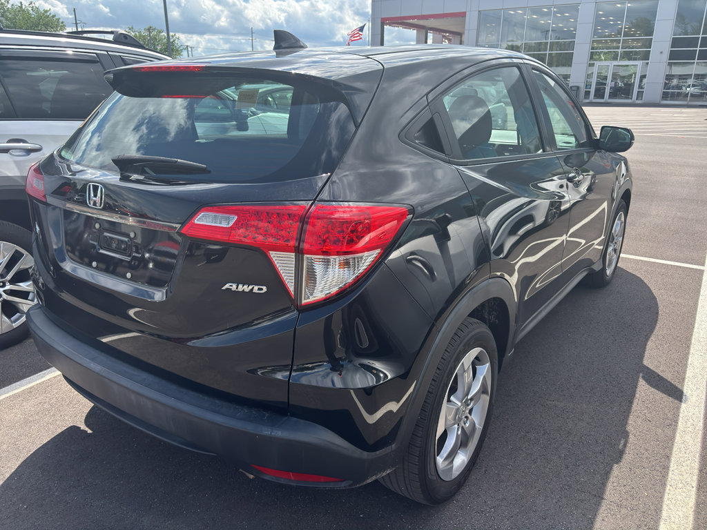 Used 2022 Honda HR-V LX image 13