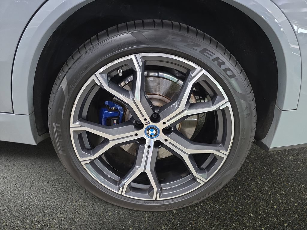 Certified 2024 BMW X5 xDrive50e w/ M Sport Package AWD/4WD image 31