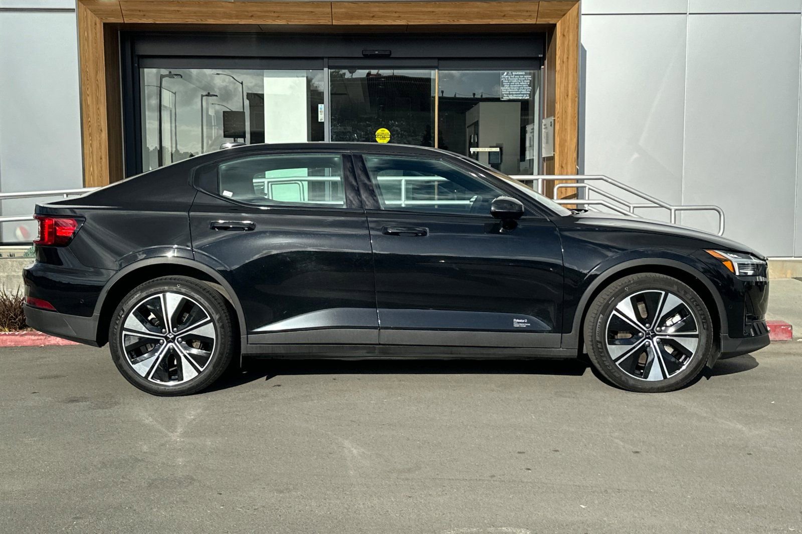 Used 2023 Polestar Polestar 2 w/ Pilot Pack image 8