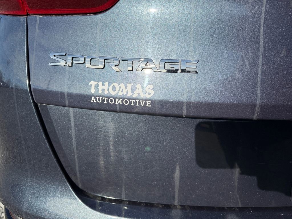 Used 2020 Kia Sportage EX image 11