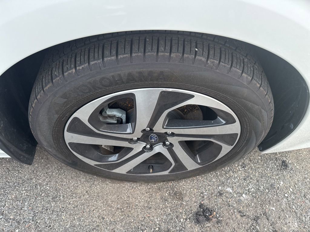 Certified 2022 Subaru Legacy Limited image 5