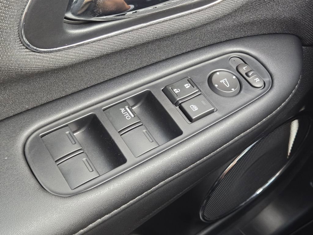 Used 2022 Honda HR-V EX image 31