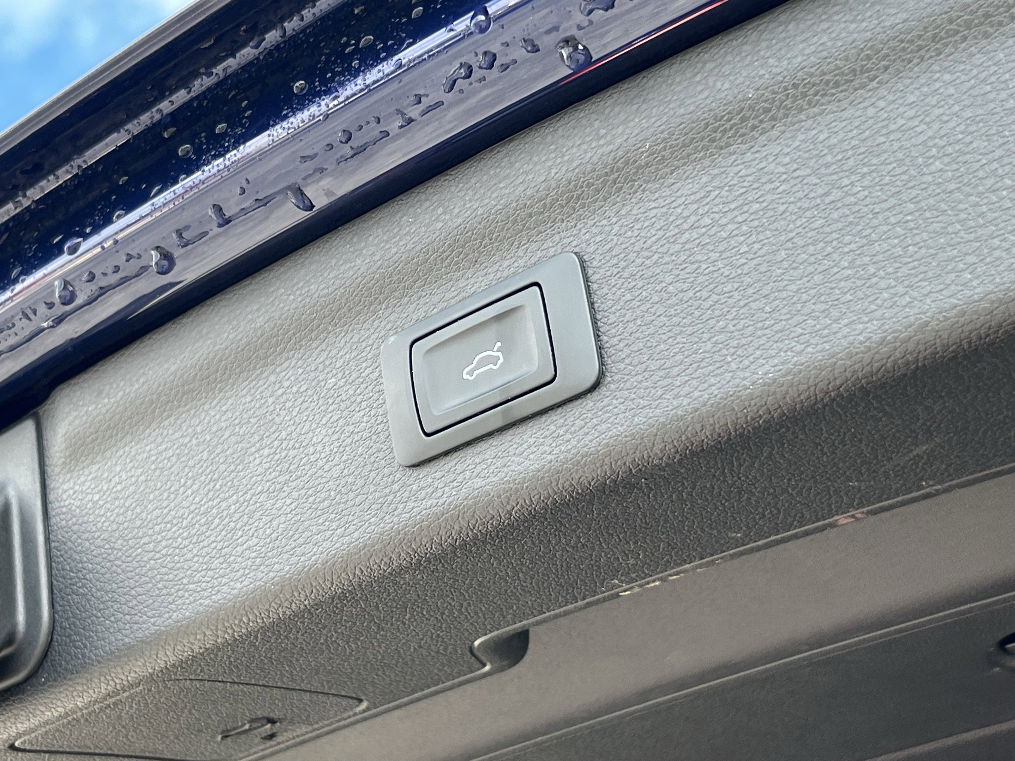 Used 2023 Audi Q3 2.0T Premium image 6