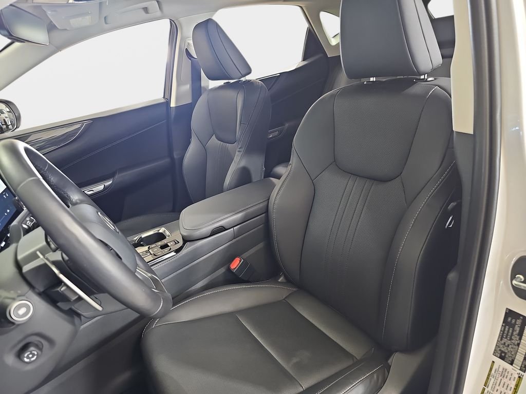 Used 2025 Lexus NX 350 AWD w/ Accessory Package (2T) image 15
