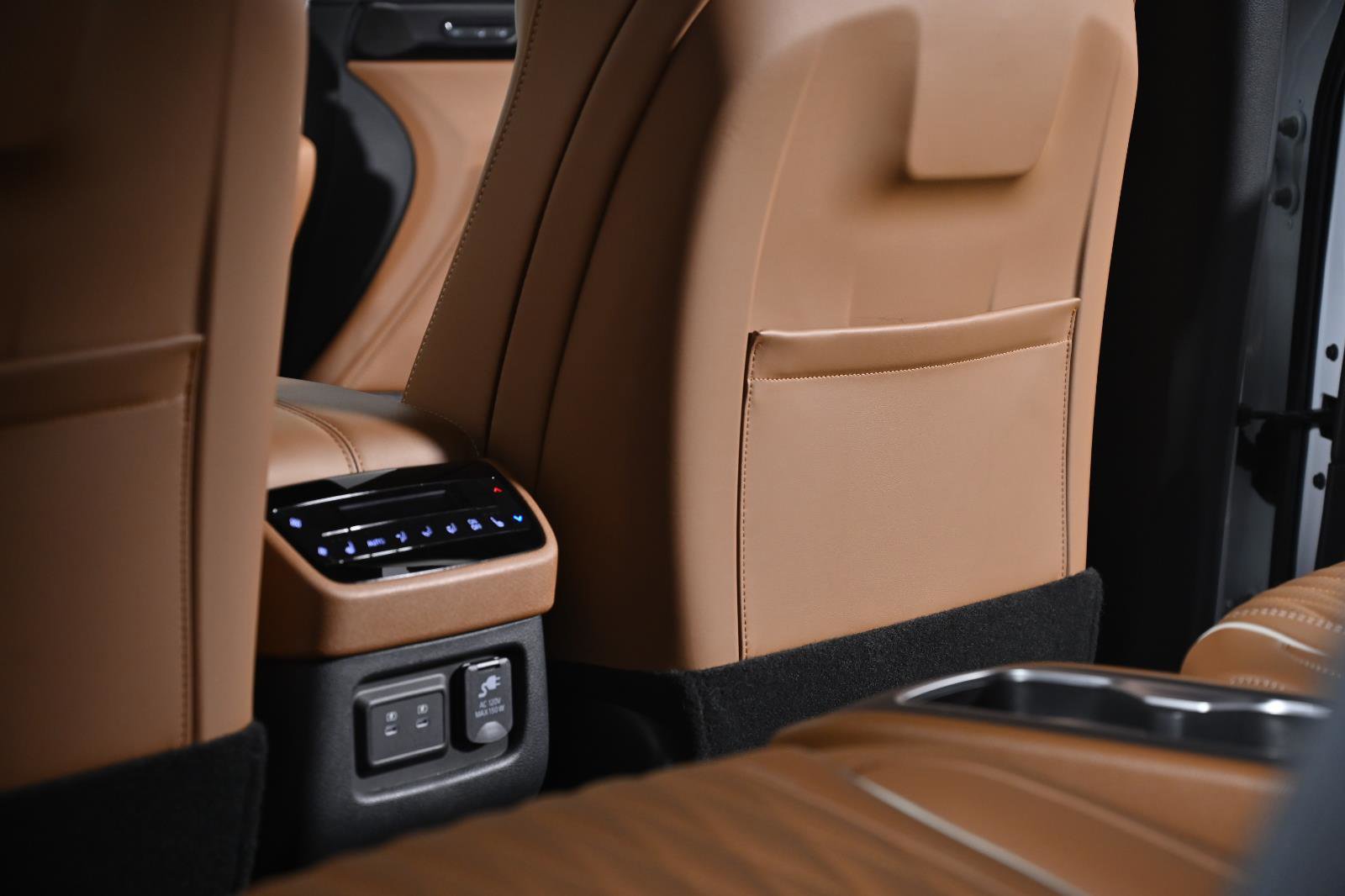 Used 2026 INFINITI QX60 Autograph w/ Dark Cargo Package image 30