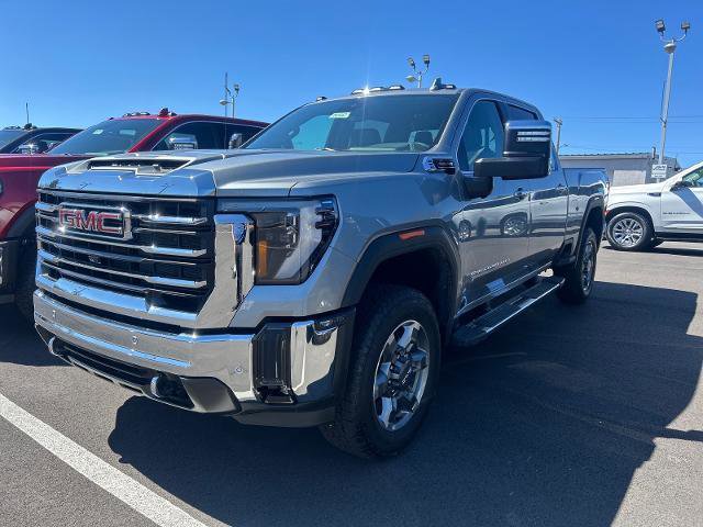 New 2026 GMC Sierra 3500 SLT w/ SLT Premium Package AWD/4WD image 1