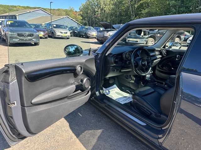 Used 2018 MINI Cooper S FWD image 11