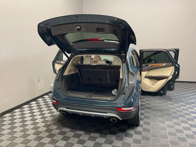 Used 2019 Lincoln MKC Select w/ Select Plus Package AWD/4WD image 27