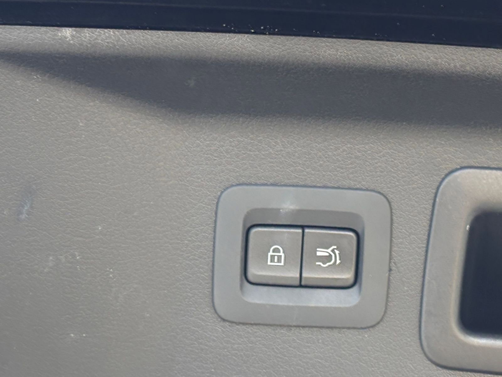 Used 2025 MAZDA CX-90 3.3 Turbo w/ Preferred Package image 24