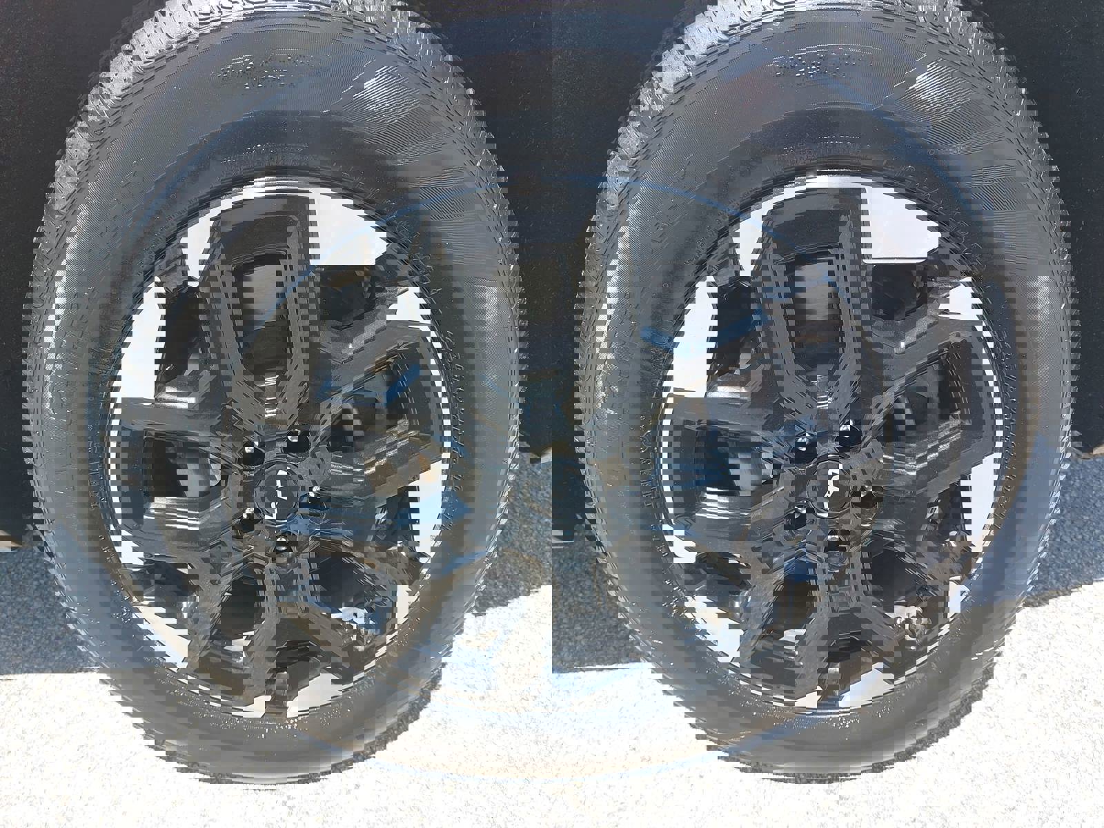 Used 2024 Kia Sorento S w/ Panoramic Sunroof Package FWD image 36