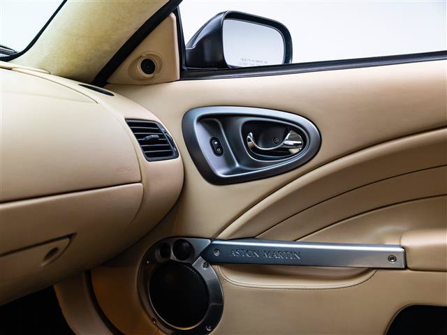 Used 2006 Aston Martin Vanquish S RWD image 27