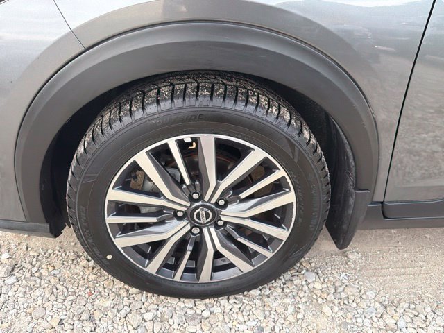 Used 2021 Nissan Kicks SV FWD image 11