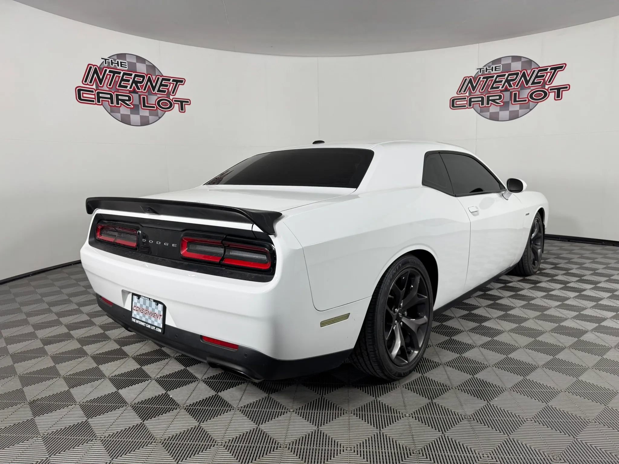 Used 2019 Dodge Challenger R/T image 7