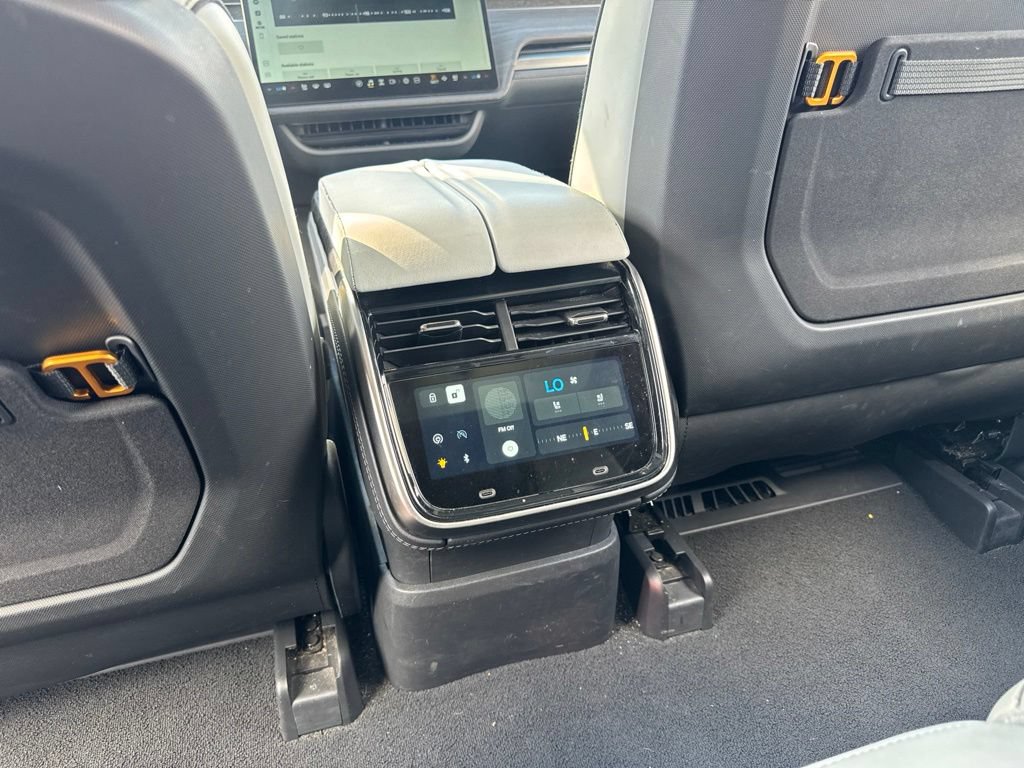 Used 2024 Rivian R1S Adventure AWD/4WD image 15