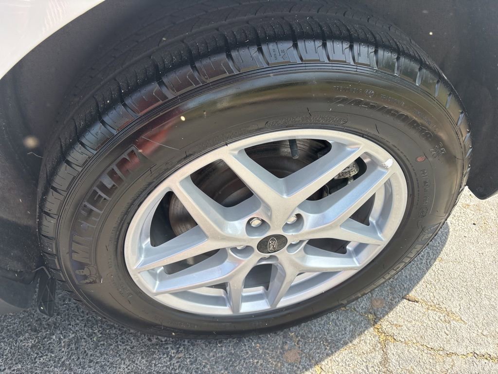 Used 2024 Ford Edge SEL AWD/4WD image 10