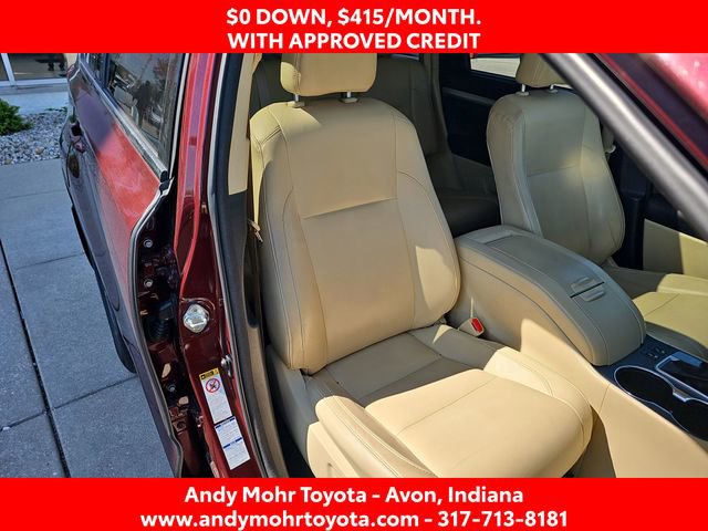 Used 2017 Toyota Highlander XLE AWD/4WD image 38