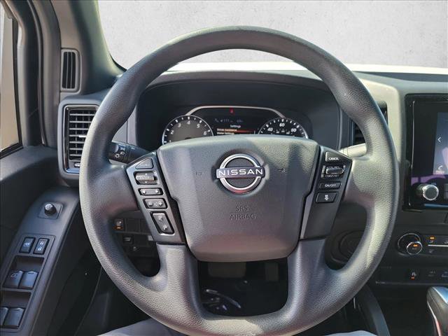 Used 2023 Nissan Frontier SV w/ Midnight Edition Package image 17
