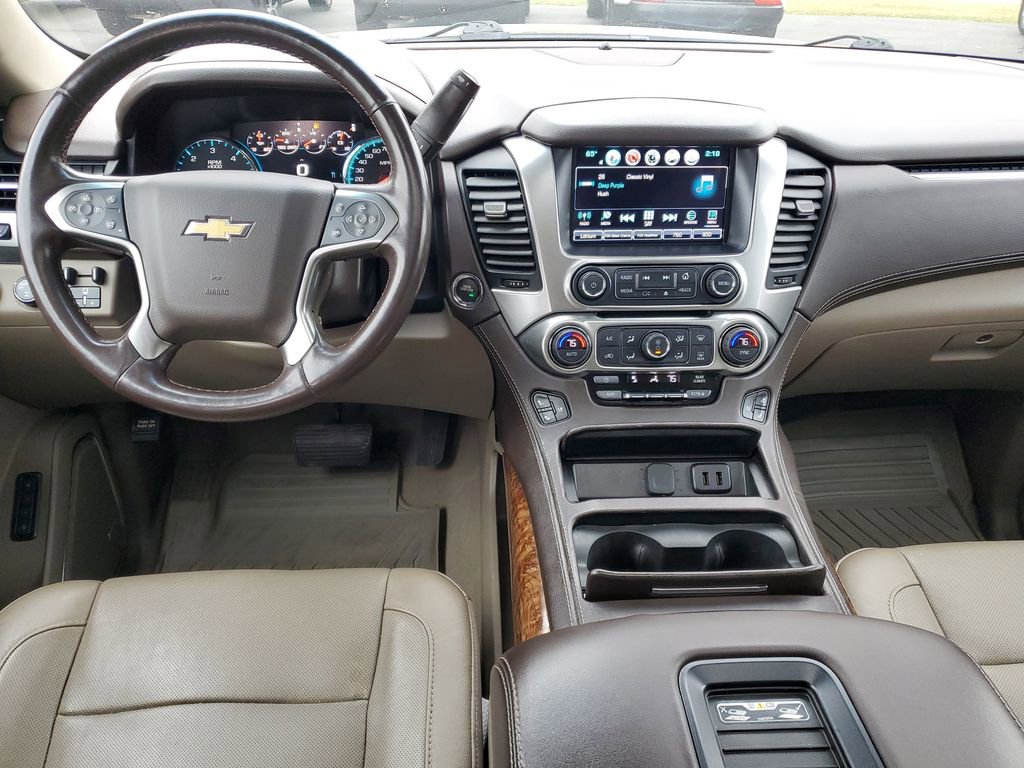 Used 2019 Chevrolet Suburban Premier image 29