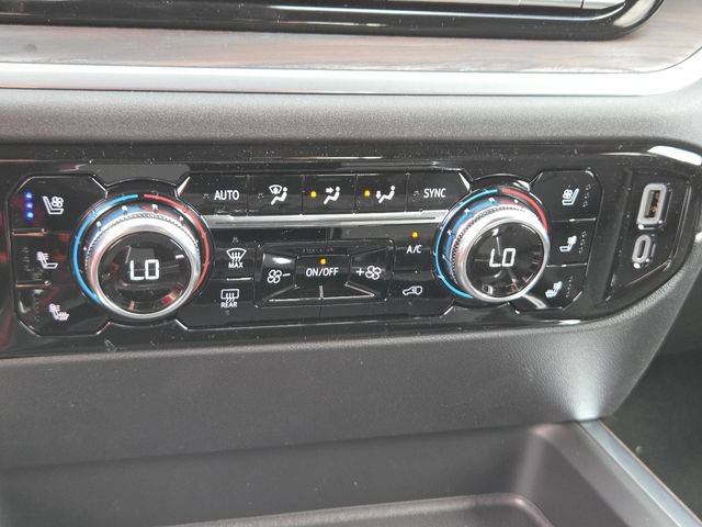 New 2026 GMC Sierra 3500 SLT w/ SLT Premium Package AWD/4WD image 38