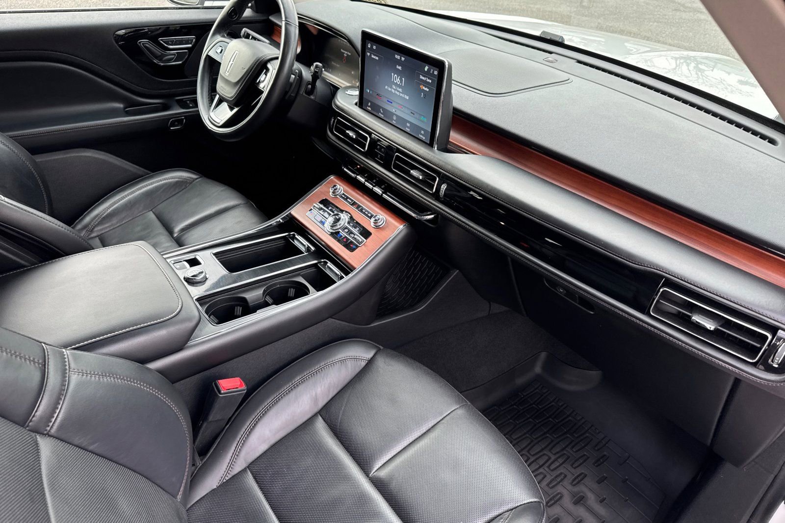 Certified 2022 Lincoln Aviator Grand Touring w/ Elements Package Plus AWD/4WD image 15