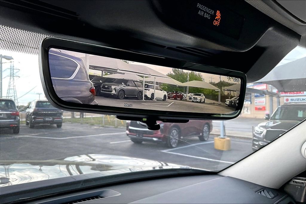 Certified 2025 INFINITI QX80 Sensory image 50