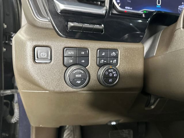 Used 2024 Chevrolet Silverado 2500 LTZ w/ LTZ Premium Package AWD/4WD image 19