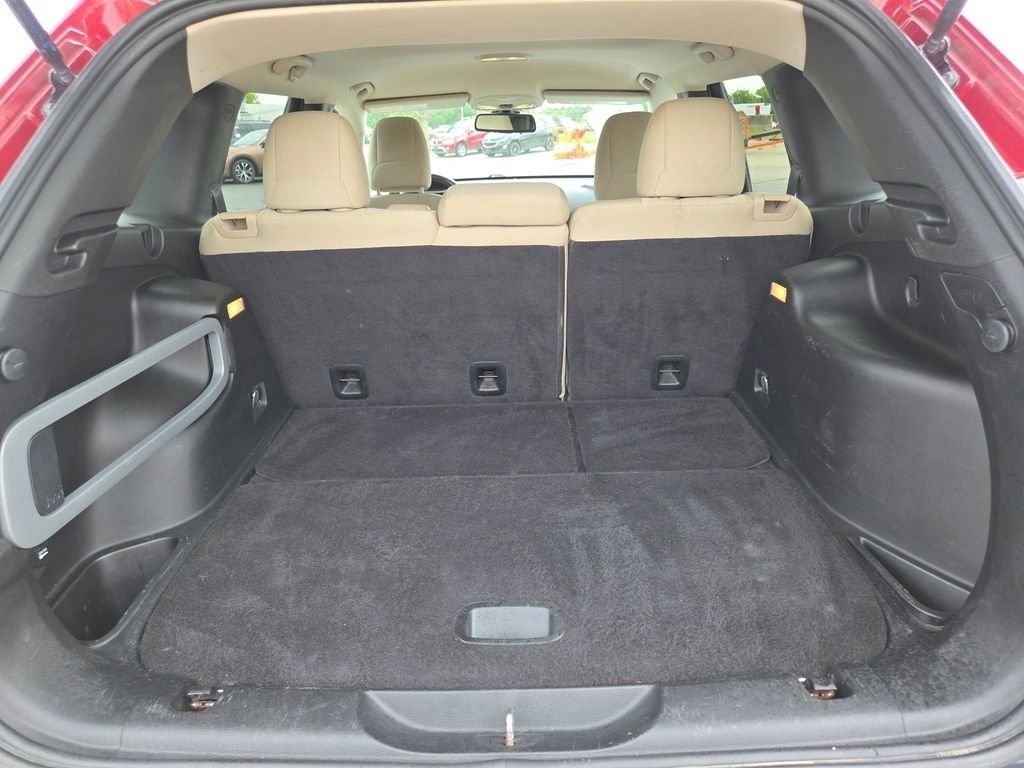 Used 2015 Jeep Cherokee Latitude AWD/4WD image 28