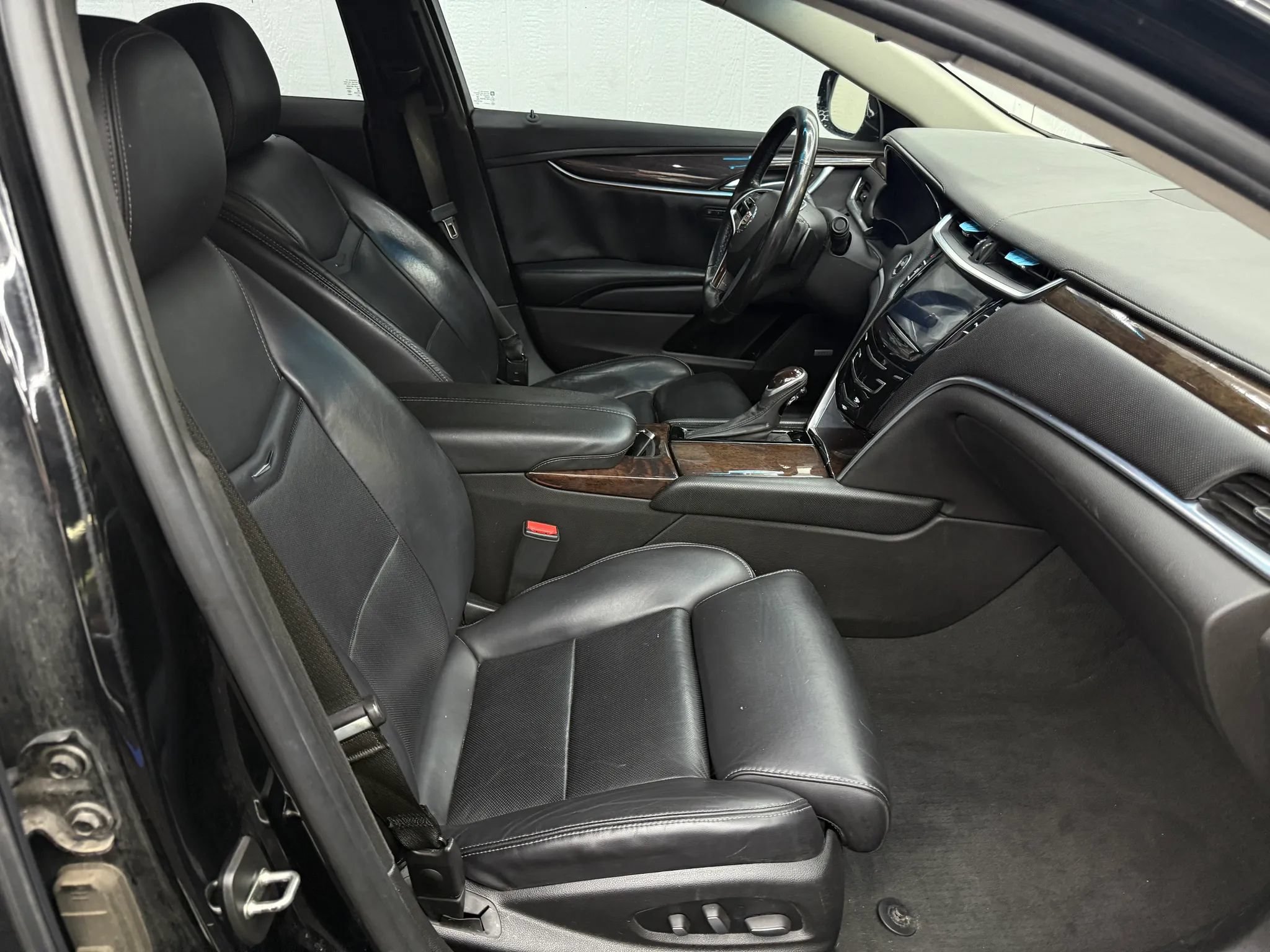 Used 2014 Cadillac XTS Vsport Premium AWD/4WD image 6