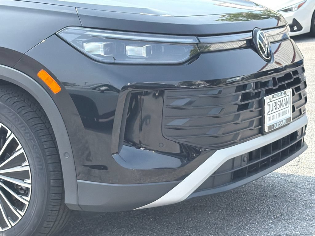 New 2026 Volkswagen Tiguan S FWD image 4