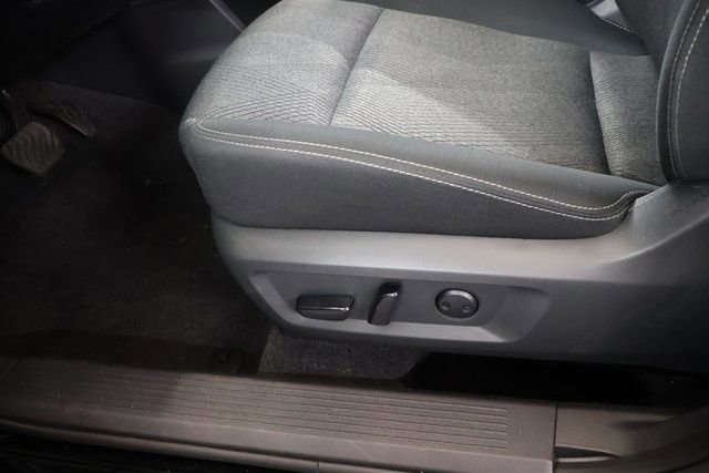 Used 2026 Nissan Rogue SV AWD/4WD image 12
