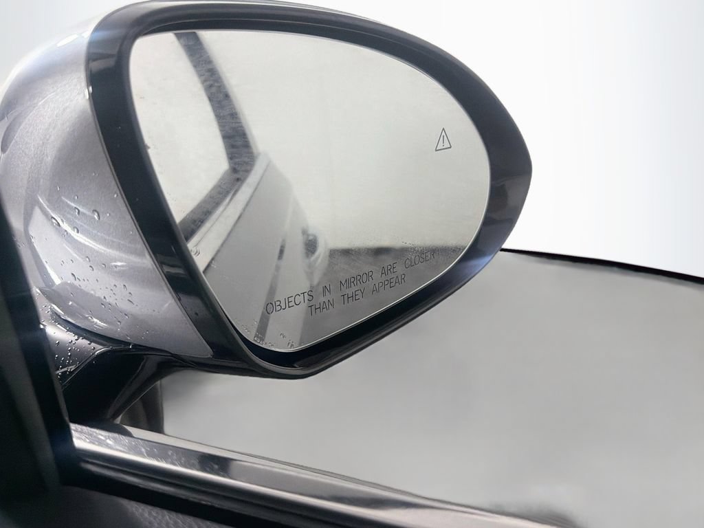 Used 2025 Genesis GV70 2.5T AWD/4WD image 20