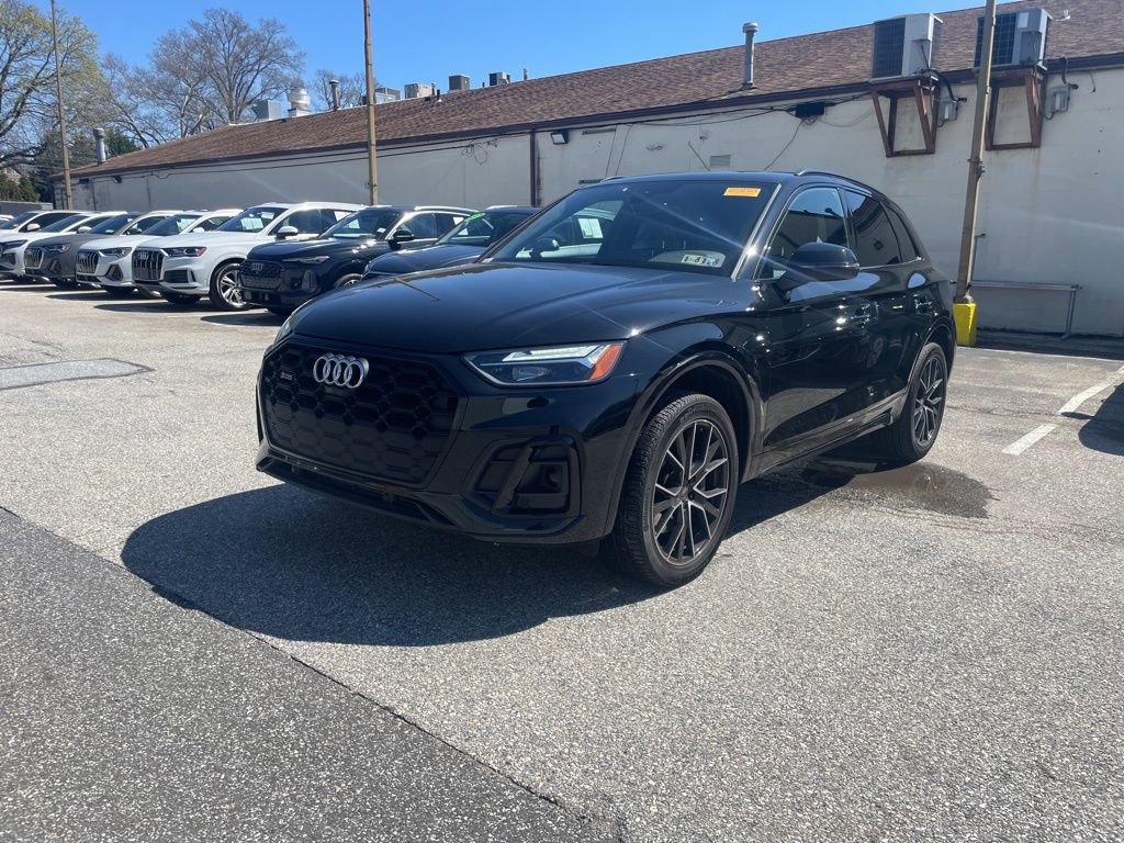 Certified 2023 Audi SQ5 Premium Plus w/ Premium Plus Package image 1