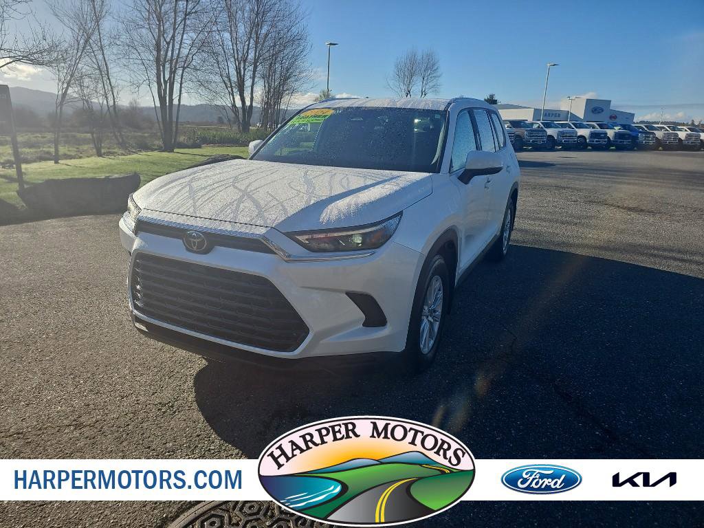 Used 2024 Toyota Grand Highlander XLE image 1